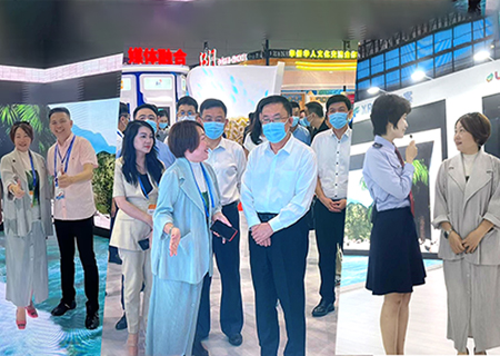 mk恩波利足球俱乐部LED显示屏震撼亮相第十九届文博会！