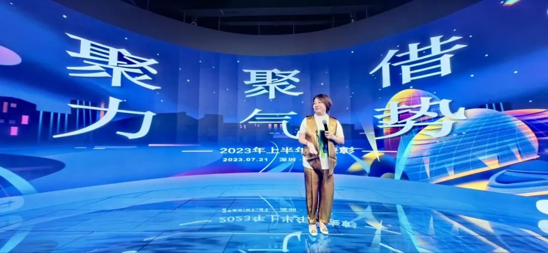 mk恩波利足球俱乐部龙平芳 mk恩波利足球俱乐部龙平芳