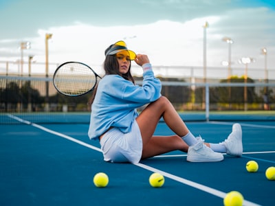 中国男子篮球职业联赛CBA比赛现场球迷助威场景